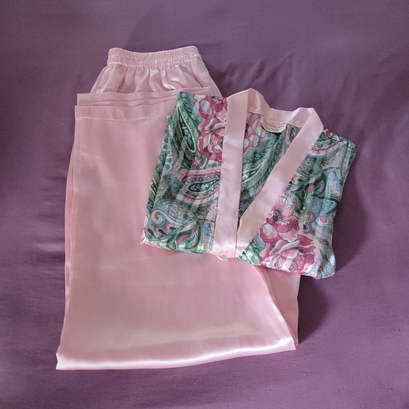 Victoria's Secret Other - Size Small NWOT Victoria's Secret Pink and Green Patterned Loungewear
